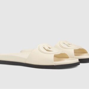 Brand New Gucci Cream Slides size 6.5